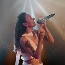 Portrait von Ayla Nereo